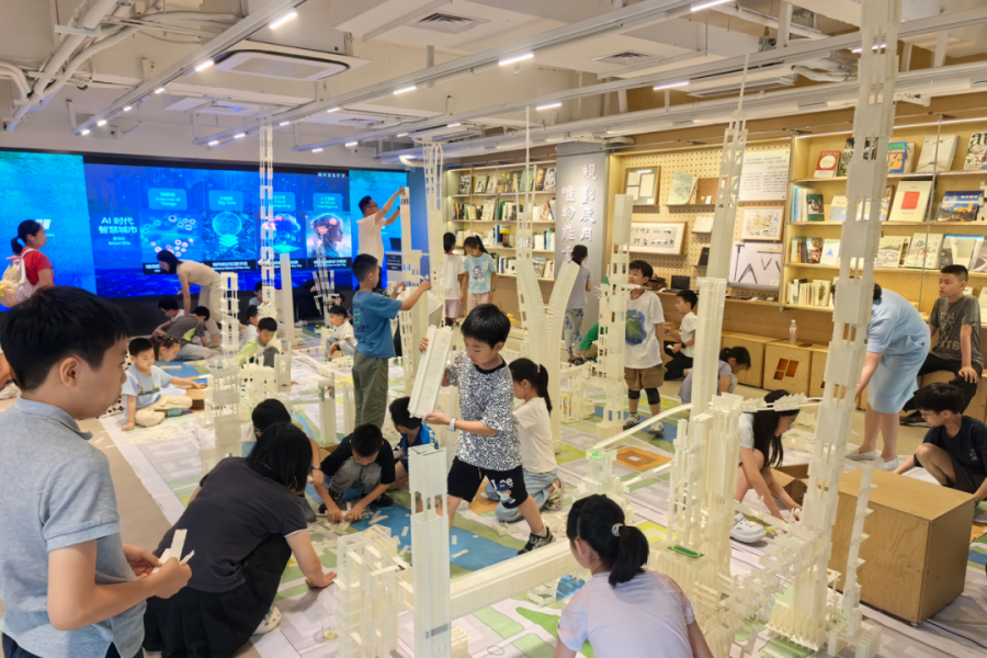 武汉市规划研究院 | 普兰宁空间「未来江城 智趣搭建」工坊成功举办